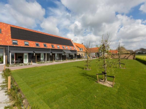 Luxury apartment with sun shower at the edge of the beautiful Oostkapelle